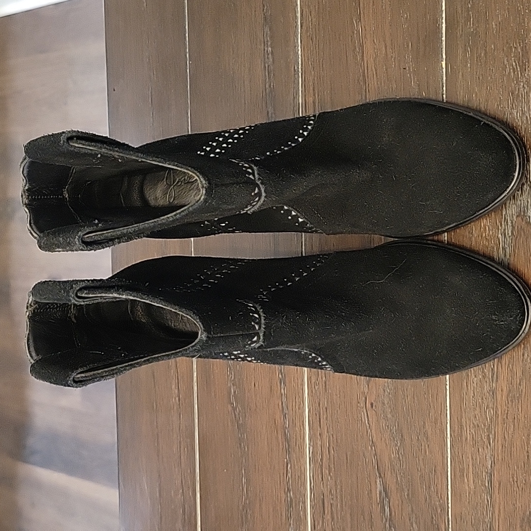 Authentic Joie Ankle Boots In Suede